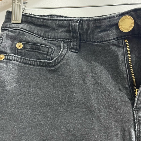 Michael Kors Size 6 straight legs in brown - Picture 2 of 8